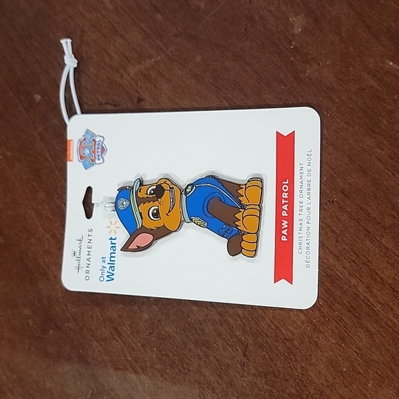 (J20) Hallmark Paw Patrol ornament - Picture 1 of 2